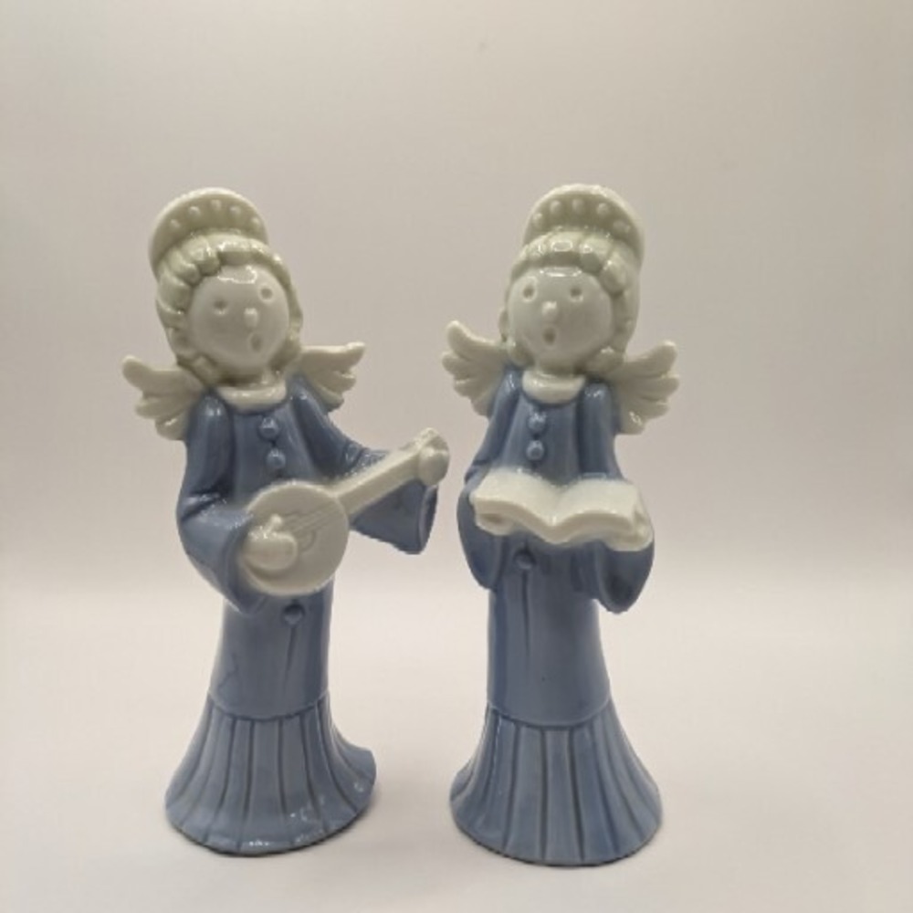 Inarco Porcelain Choir Angels Blue White E-5641 Christmas Angels Guitar